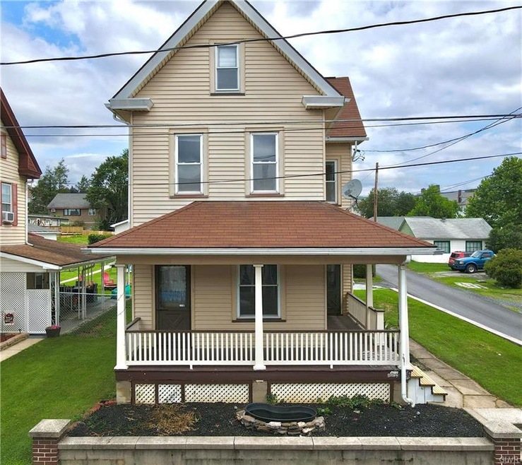 430 Cypress St, Lehighton, PA 18235 - photo 1