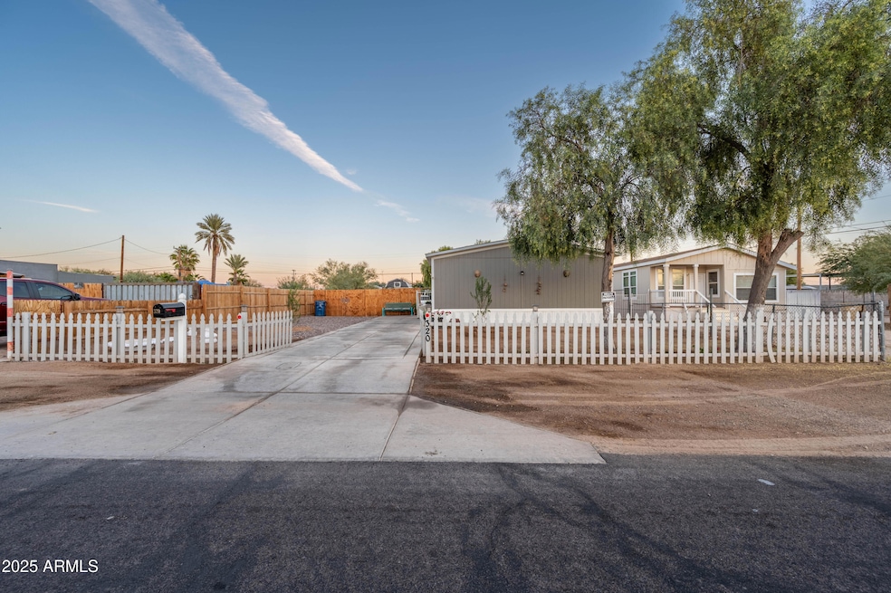 320 5th Ave E, Buckeye, AZ 85326 - photo 1