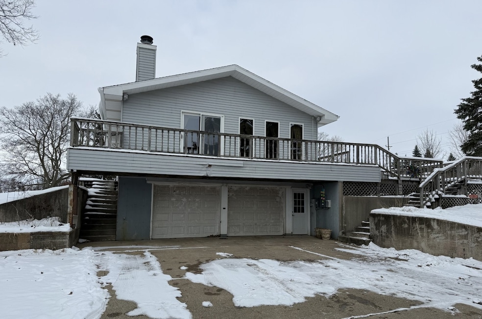 Sold $400,000 • Co-Listing Agent