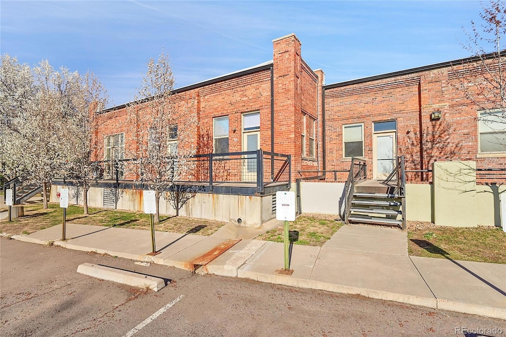 For Rent $2,100/month • Co-Listing Agent