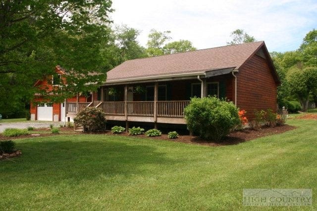 105 Peachtree Ln, Fleetwood, NC 28626 - photo 1