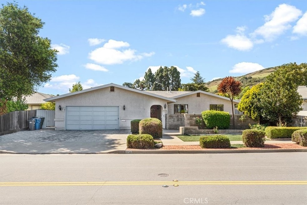 Sold $1,050,000 • Co-Listing Agent