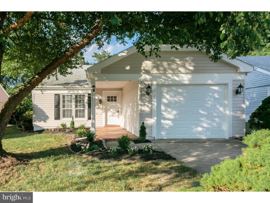 71 Buckingham Dr, Southampton, NJ 08088 - photo 1