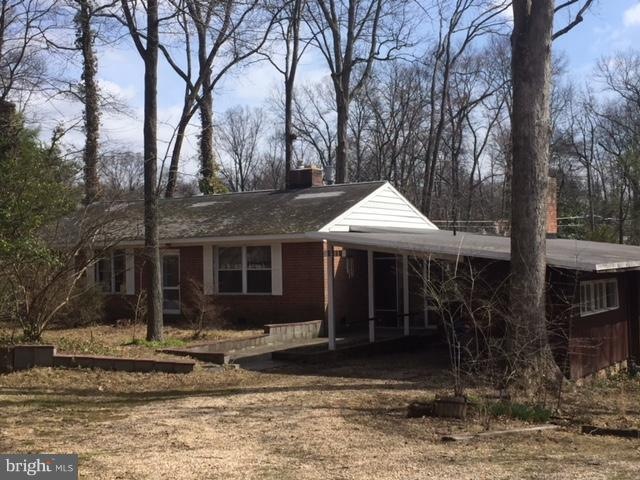 7813 Accotink Place, Alexandria, VA 22308 - photo 1