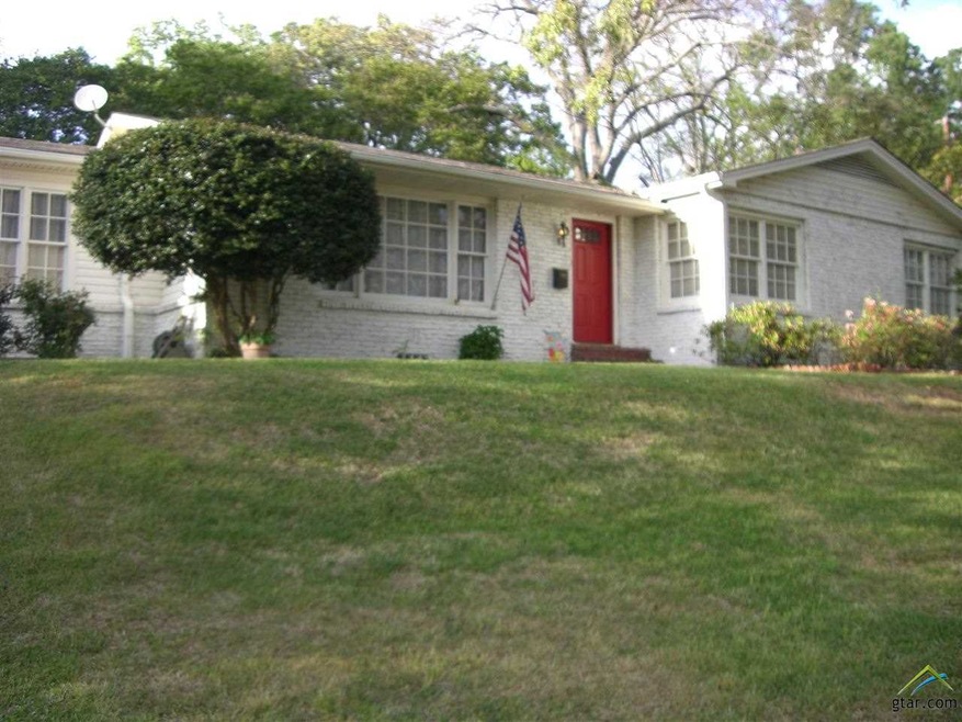 804 E Watkins St, Tyler, TX 75701 - photo 1