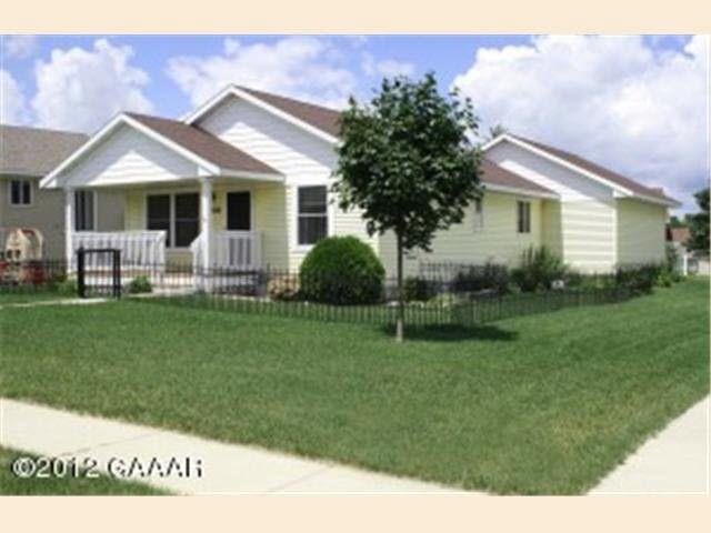 1505 Jasmine Dr, Alexandria, MN 56308 - photo 1