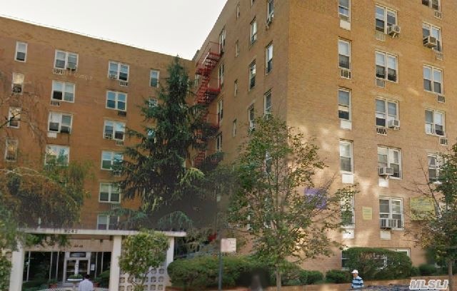 42-42 Colden St unit C21, Flushing, NY 11355 - photo 1