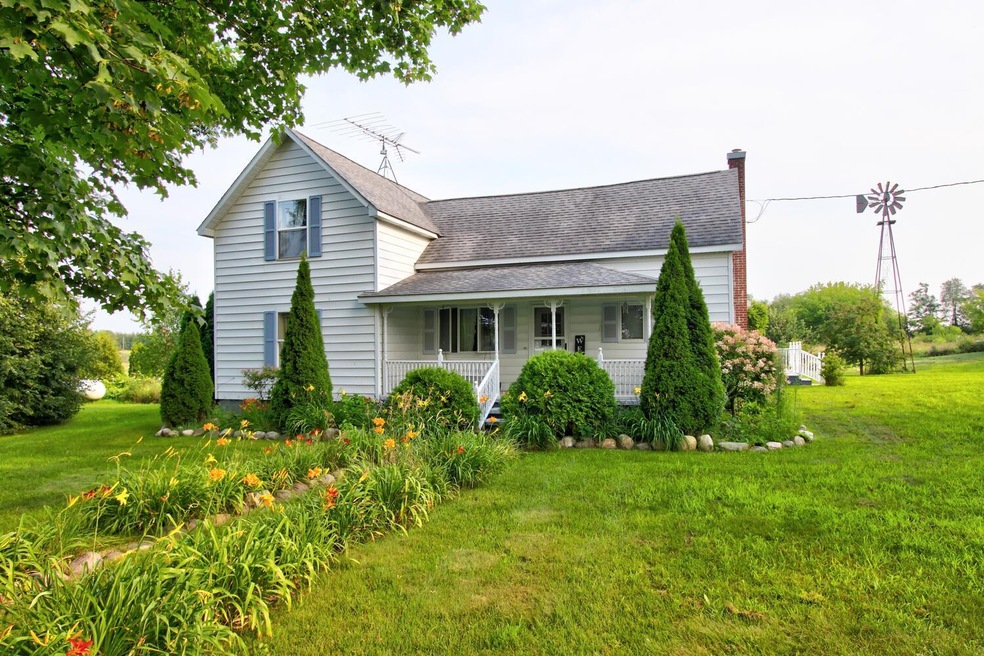 15211 Kimball Rd Trufant MI-large-001-01