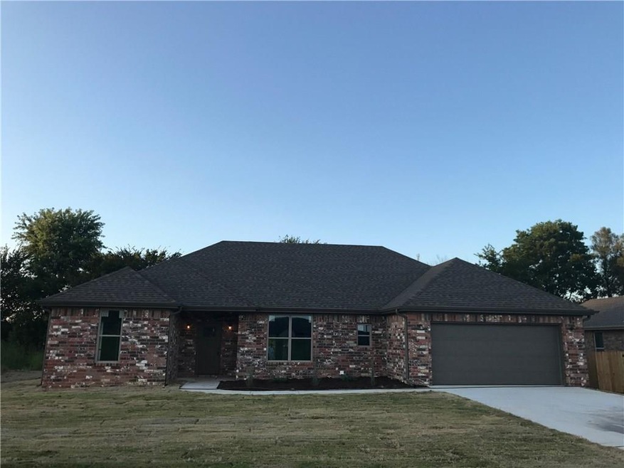 972 White Oak St, Elkins, AR 72727 - photo 1