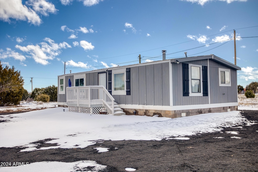 8777 Luana Dr, Show Low, AZ 85901 - photo 1