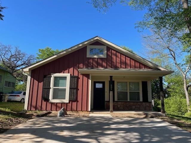 531 W Munson St, Denison, TX 75020 - photo 1