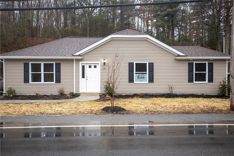 28 Farnum Pike, Smithfield, RI 02917 - photo 1