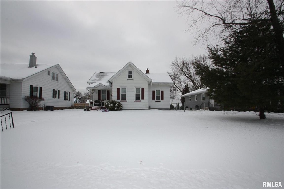 1617 E High St, Davenport, IA 52803 - photo 1