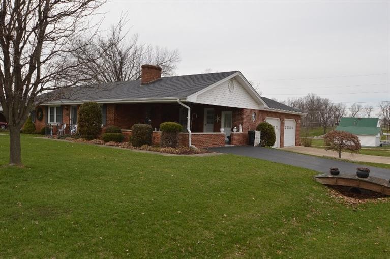 1001 Riverside Dr, Harrodsburg, KY 40330 - photo 1