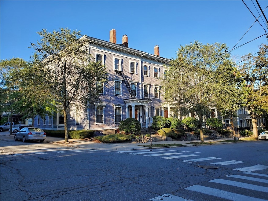 178 Bowen St unit 9, Providence, RI 02906 - photo 1