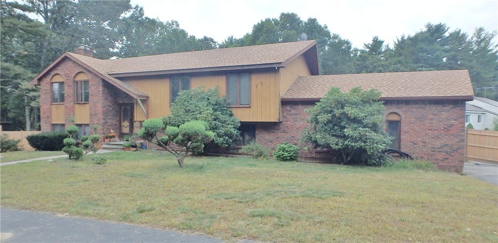 4 Linden Ln, Coventry, RI 02816 - photo 1