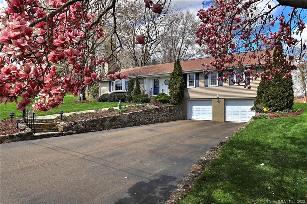 173 Martin Ln, Orange, CT 06477 - photo 1