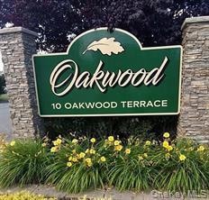 10 Oakwood Terrace unit 18, New Windsor, NY 12553 - photo 1