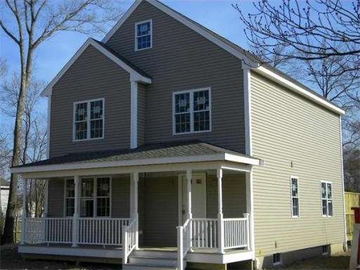 1 Stearns Ave, Brockton, MA 02302 - photo 1