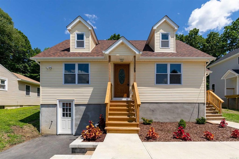 18 Longview Ave, Poughkeepsie, NY 12603 - photo 1