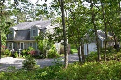 36 Meadow View Rd, Vineyard Haven, MA 02568 - photo 1