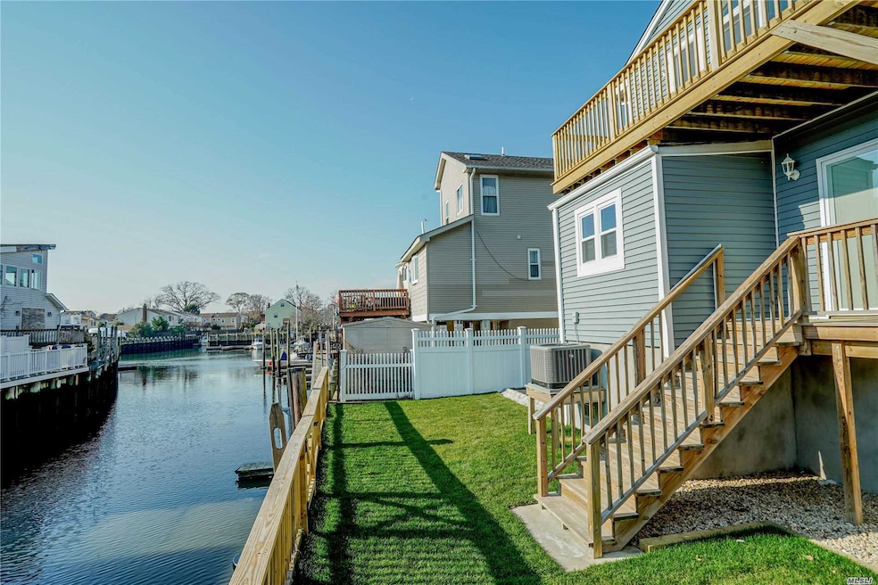 648 Arthur St, Baldwin, NY 11510 - photo 1