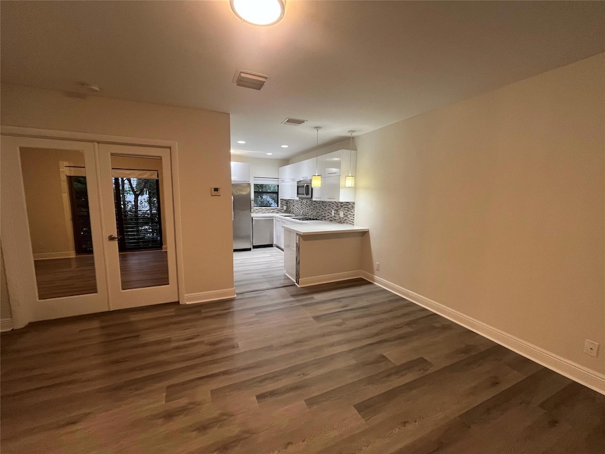 1109 E Broward Blvd unit 8, Fort Lauderdale, FL 33301 - photo 1