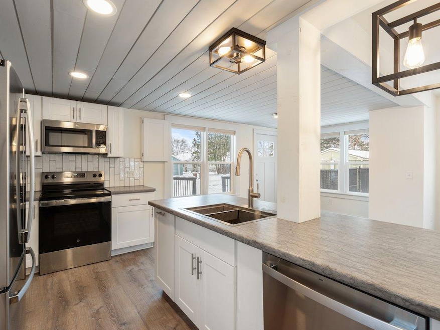 624 8th Ave NE, Brainerd, MN 56401 - photo 1