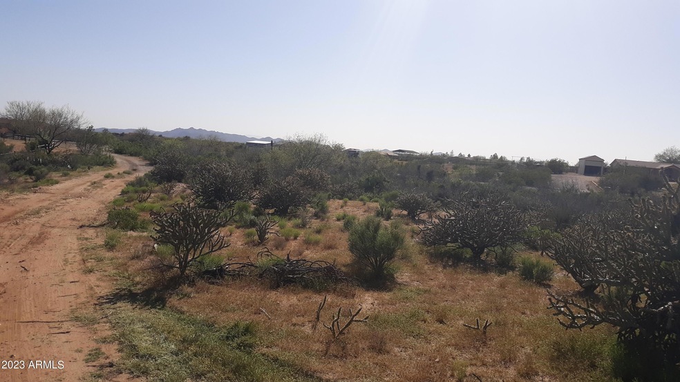 27605 Clydesdale Ave