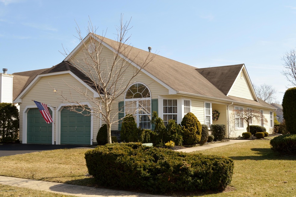 2483 Woodbine Ln, Toms River, NJ 08755 - photo 1