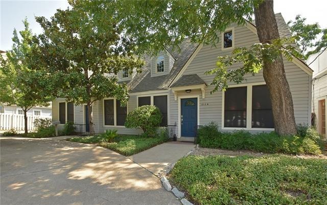 Charming duplex in the heart of Downtown Austin! B