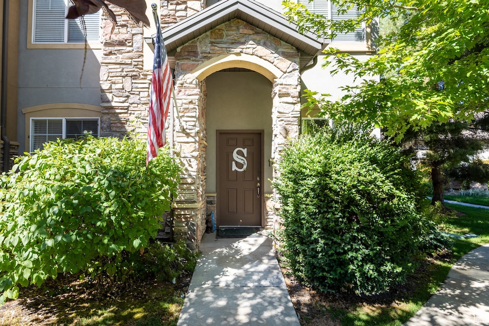 Under Contract $370,000