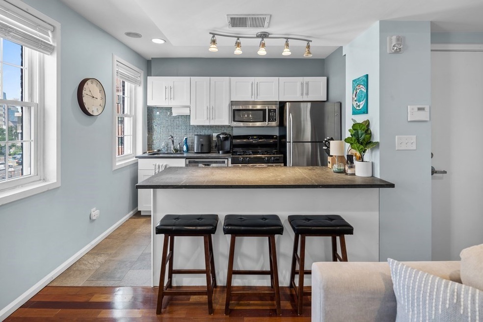 5 Stillman Place unit 3, Boston, MA 02113 - photo 1