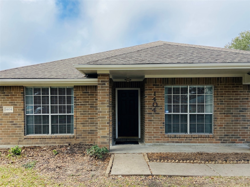 1404 Helmsley Dr, Rosenberg, TX 77471 - photo 1