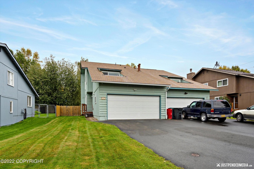 3951 Westland Dr, Anchorage, AK 99517 - photo 1