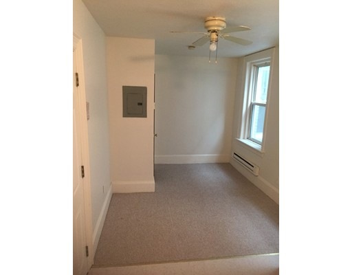 466 Broadway unit 4, Chelsea, MA 02150 - photo 1