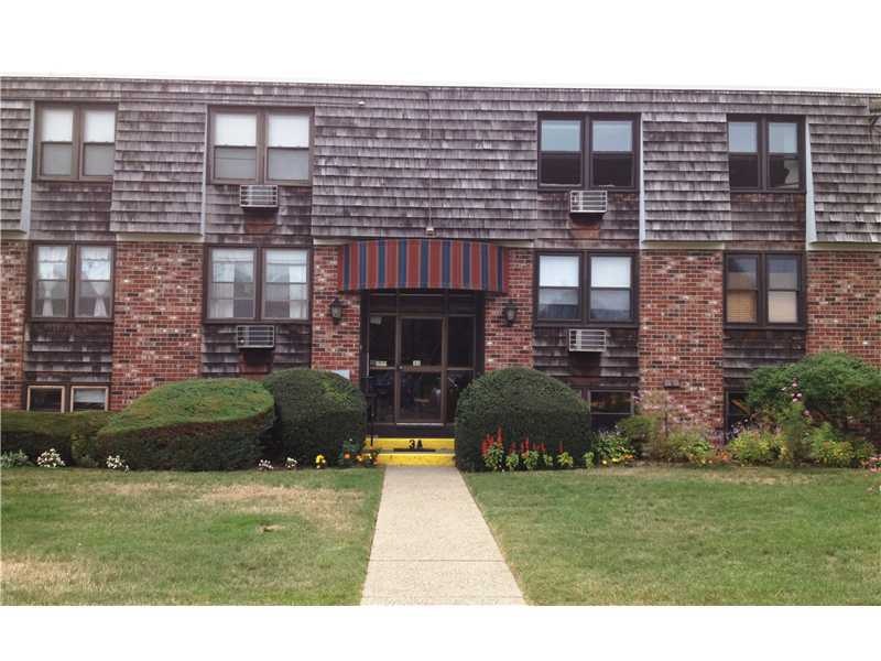 510 Child St unit 306B, Warren, RI 02885 - photo 1