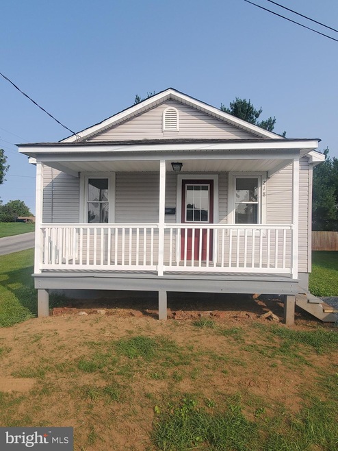 218 W 4th Ave, Ranson, WV 25438 - photo 1