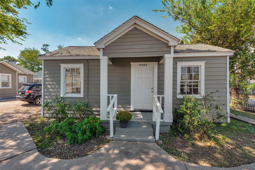 1509 Enid St unit A, Houston, TX 77009 - photo 1