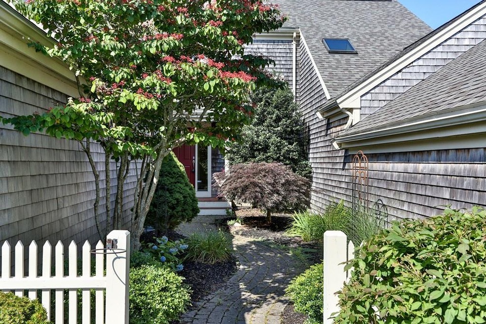 16 Sampson Common, Plymouth, MA 02360 - photo 1