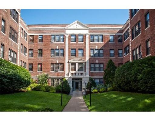 141 Englewood Ave unit 27, Brighton, MA 02135 - photo 1