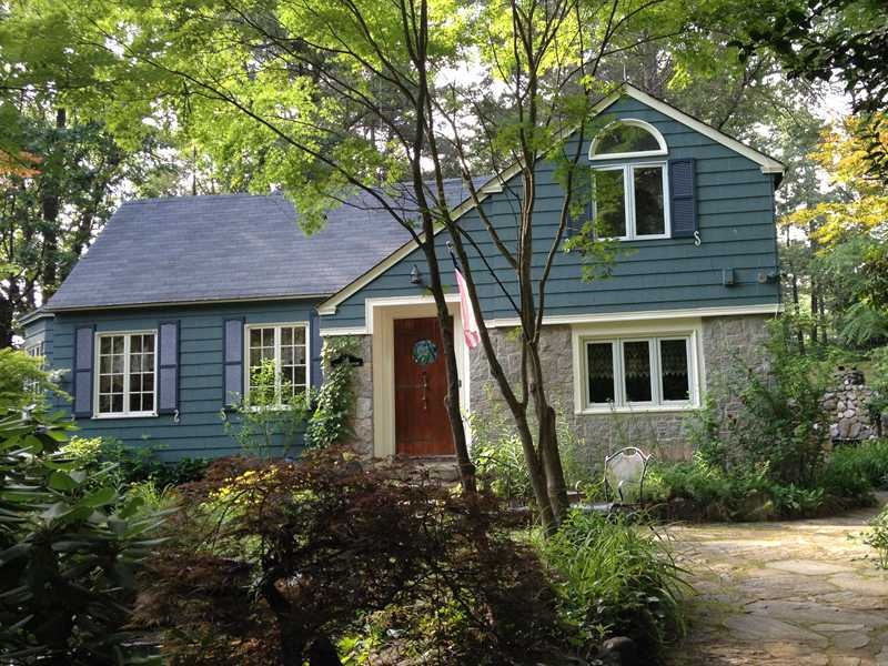 17 Winsor Ave, Johnston, RI 02919 - photo 1