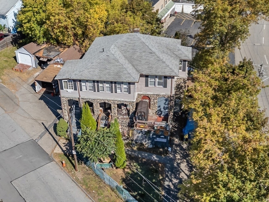 Pending $489,000 • Co-Listing Agent