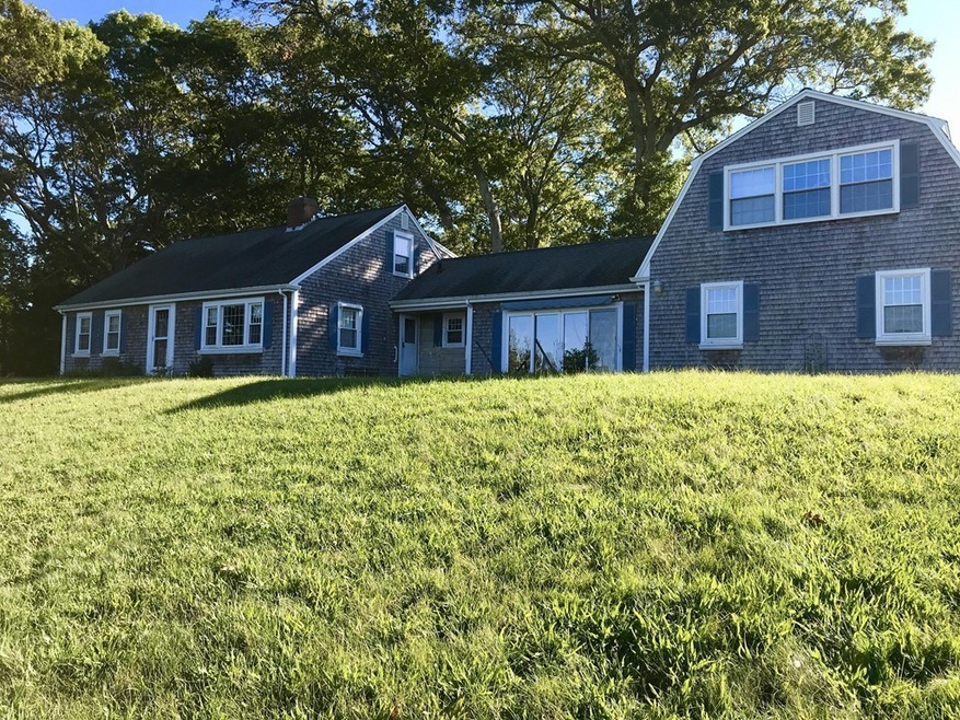 28 Lake St, Acushnet, MA 02743 - photo 1