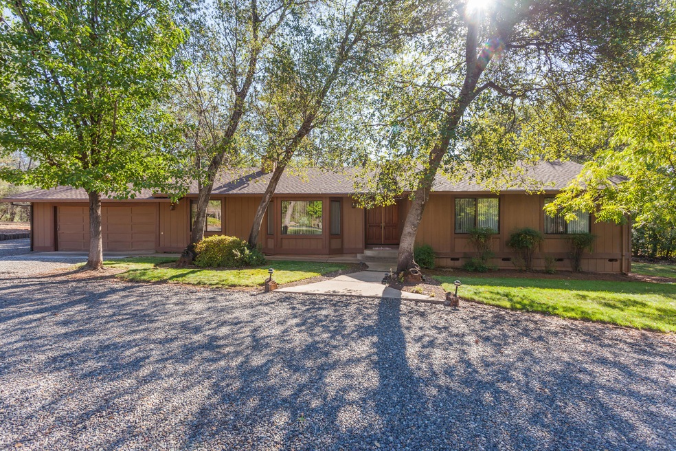 13413KingsWay-MLS-6