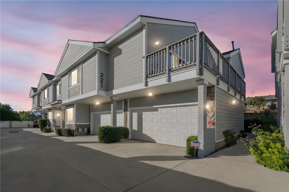 221 Violet Ave, Monrovia, CA 91016 - photo 1