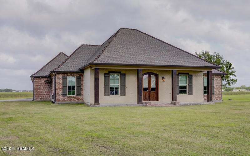 2402 Daspit Rd.