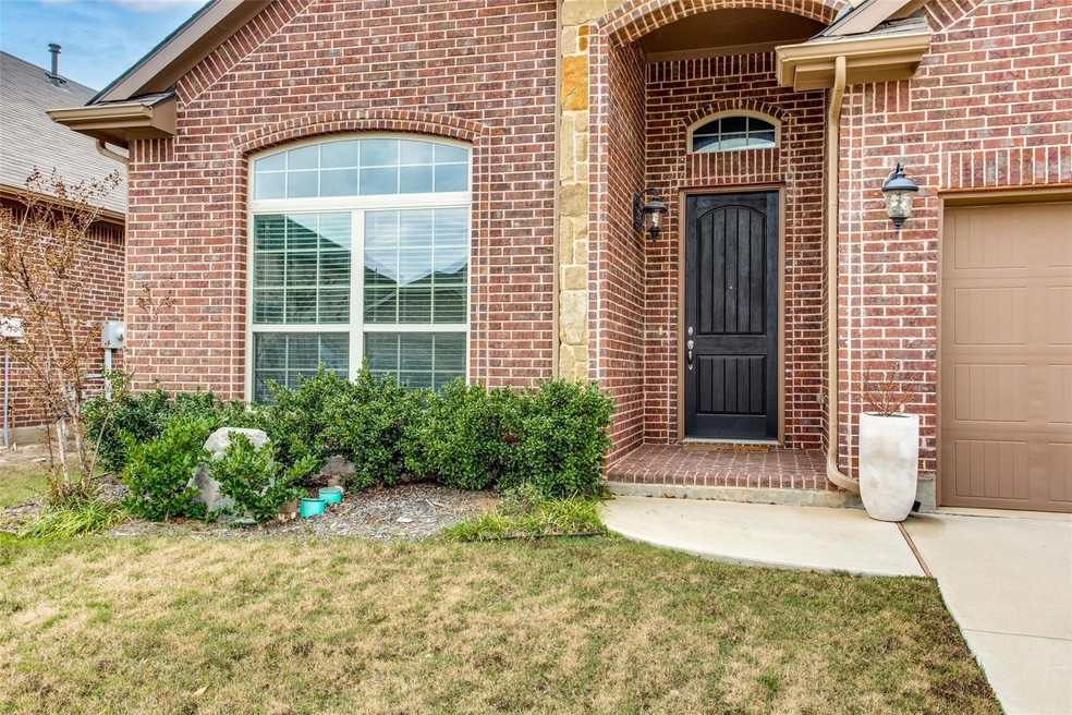 4004 Gennaker Dr, Denton, TX 76210 - photo 1