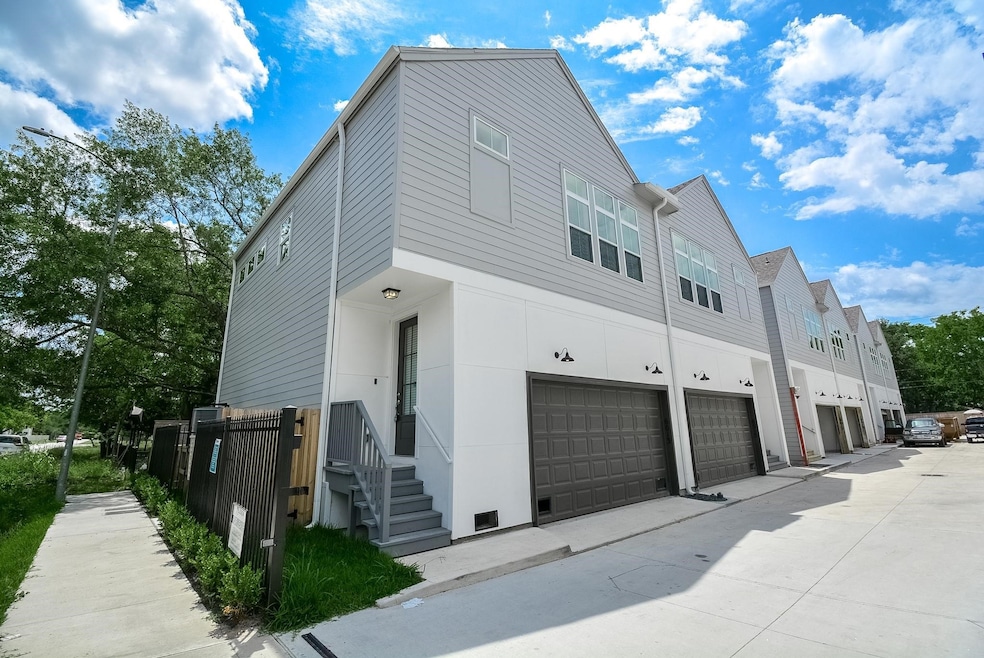 100% hardy plank exterior + covered front porch
