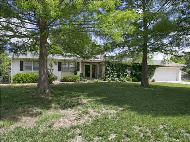 Beautiful ranch home on large corner lot!